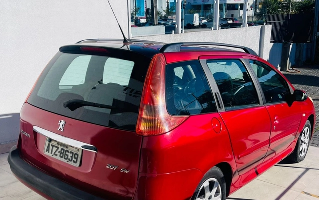 imagem-https://www.socarrao.com.br/sc-vehicle-images-prod/3885725/1789586530667-V2hhdHNBcHAgSW1hZ2UgMjAyNi0wOS0wMyBhdCAxNi4xNS41My5qcGVn.jpeg