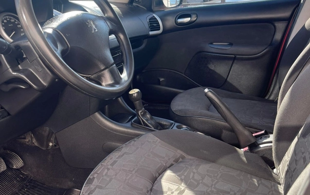 imagem-https://www.socarrao.com.br/sc-vehicle-images-prod/3885725/1789586530772-V2hhdHNBcHAgSW1hZ2UgMjAyNi0wOS0wMyBhdCAxNi4xNS41NCAoMikuanBlZw.jpeg