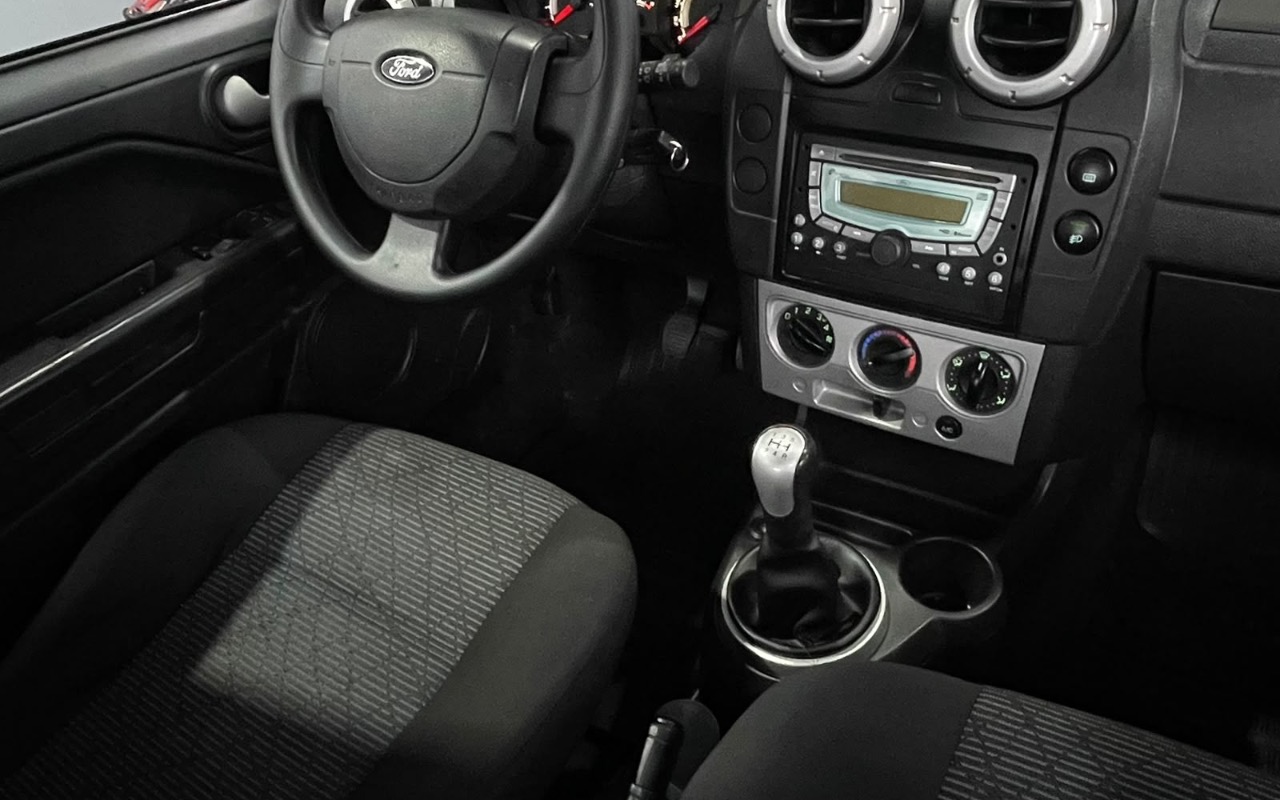 imagem-https://www.socarrao.com.br/sc-vehicle-images-prod/3885911/1789586780276-SU1HXzA0MDUuanBlZw.jpeg