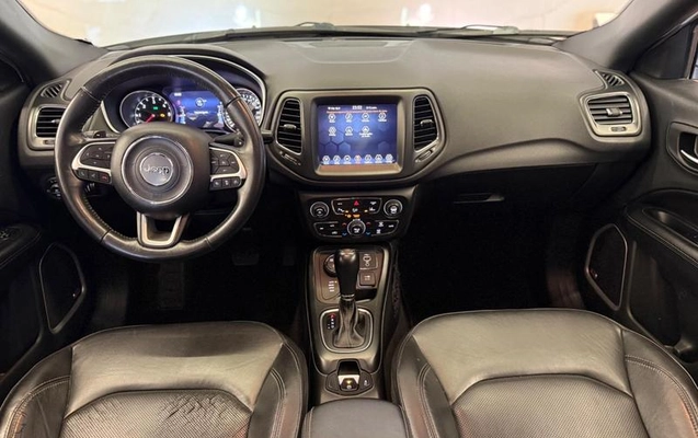 imagem-https://www.socarrao.com.br/sc-vehicle-images-prod/3885964/1790012350894-8475423_12_B_4d52a09410.jpeg