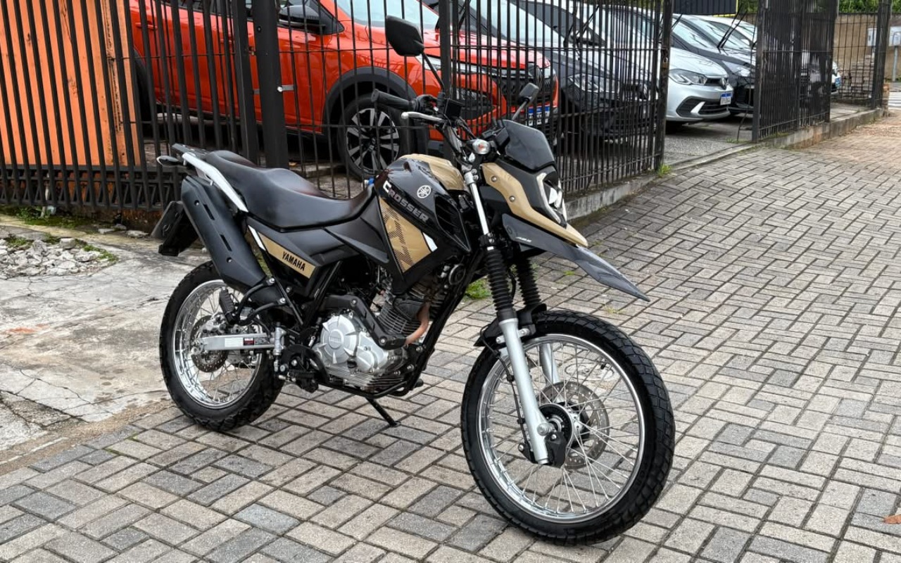 Yamaha XTZ 150 CROSSER Z FLEX 2023 Bege — foto 1 de 3