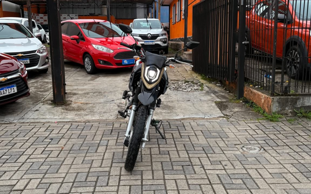 imagem-https://www.socarrao.com.br/sc-vehicle-images-prod/3885980/1789586931957-V2hhdHNBcHAgSW1hZ2UgMjAyNi0wOS0xNSBhdCAxMC4xMi41NSAoMikuanBlZw.jpeg
