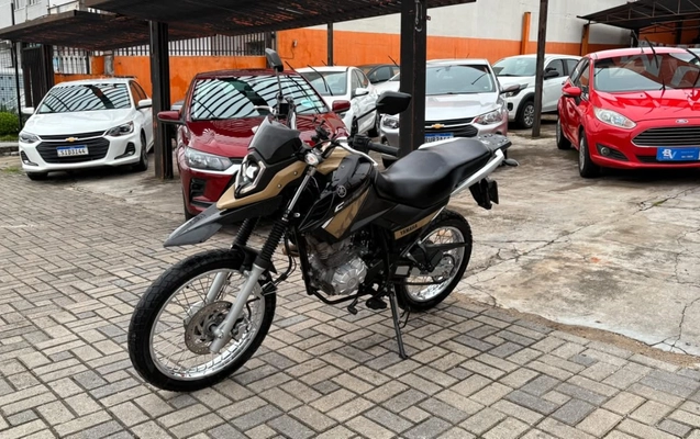imagem-https://www.socarrao.com.br/sc-vehicle-images-prod/3885980/1789586932029-V2hhdHNBcHAgSW1hZ2UgMjAyNi0wOS0xNSBhdCAxMC4xMi41NSAoMykuanBlZw.jpeg