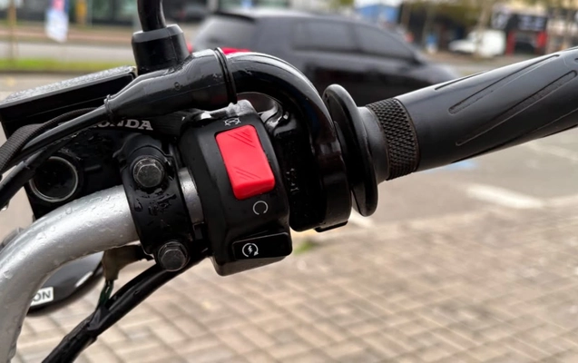 imagem-https://www.socarrao.com.br/sc-vehicle-images-prod/3885980/1789586932294-V2hhdHNBcHAgSW1hZ2UgMjAyNi0wOS0xNSBhdCAxMC4xMi41OS5qcGVn.jpeg