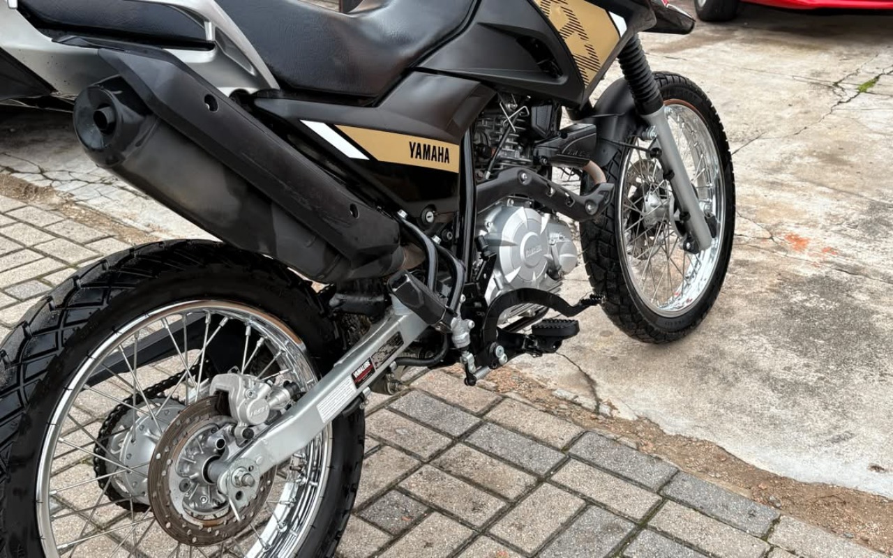 imagem-https://www.socarrao.com.br/sc-vehicle-images-prod/3885980/1789586932764-V2hhdHNBcHAgSW1hZ2UgMjAyNi0wOS0xNSBhdCAxMC4xMy4wMi5qcGVn.jpeg