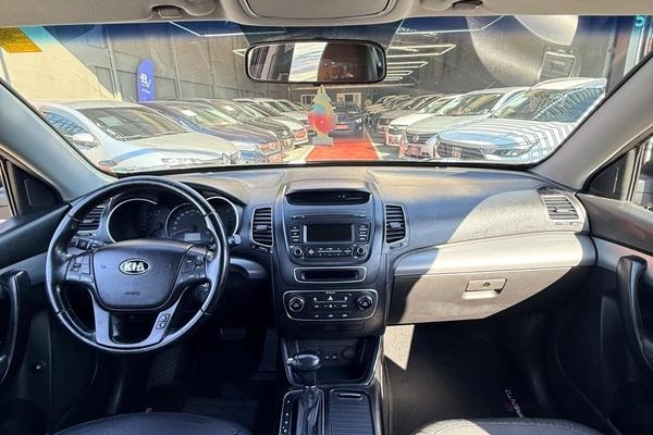 imagem-https://www.socarrao.com.br/sc-vehicle-images-prod/3886075/1789587187537-8483493_10_B_889184ed28.jpeg