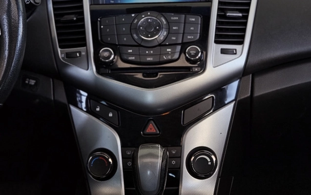 imagem-https://www.socarrao.com.br/sc-vehicle-images-prod/3886223/1789587571134-VYZDNecod4cMA6mjme1nZSbwKpaHRXiy.jpg