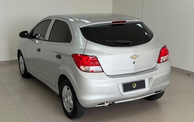 imagem-https://www.socarrao.com.br/sc-vehicle-images-prod/3886249/1789587560261-8380155_5_B_7e2ea52273.jpeg