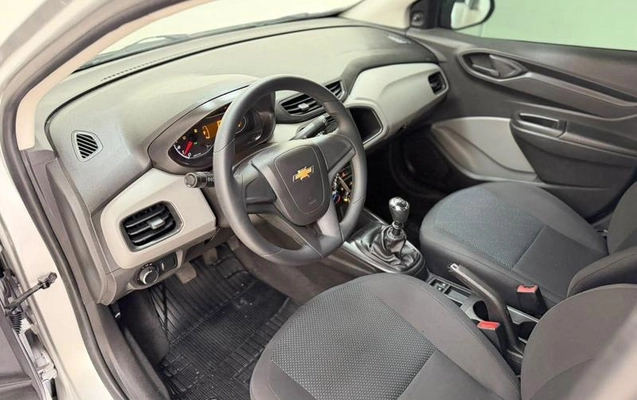 imagem-https://www.socarrao.com.br/sc-vehicle-images-prod/3886249/1789587560268-8380155_6_B_d86921312e.jpeg