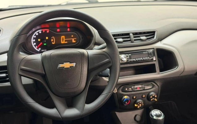 imagem-https://www.socarrao.com.br/sc-vehicle-images-prod/3886249/1789587560288-8380155_17_B_c7042b49ba.jpeg