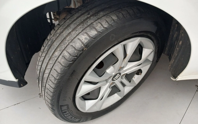 imagem-https://www.socarrao.com.br/sc-vehicle-images-prod/3886443/1789587848694-12.jpg