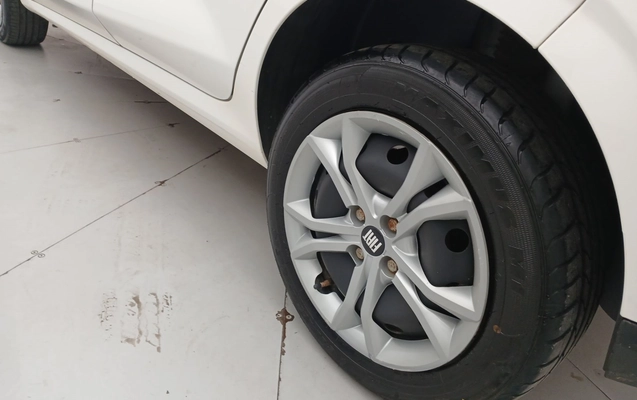 imagem-https://www.socarrao.com.br/sc-vehicle-images-prod/3886443/1789587848696-13.jpg