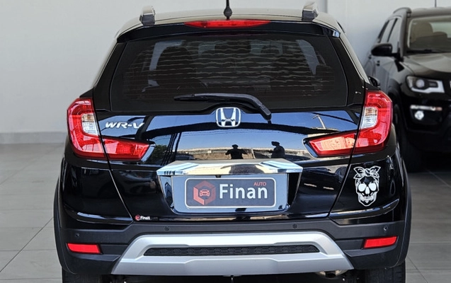 imagem-https://www.socarrao.com.br/sc-vehicle-images-prod/3886478/1789587892909-yXiDPLqCnQZMzHK6yOYSo42jlGygVZ3L.jpg