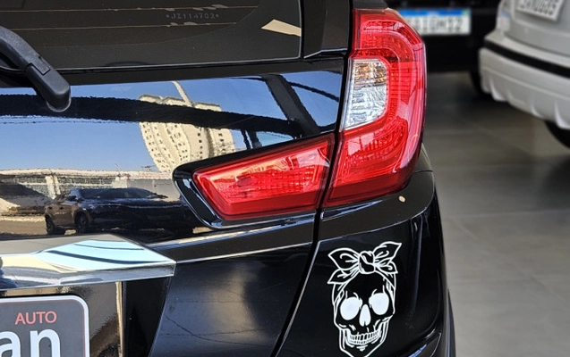 imagem-https://www.socarrao.com.br/sc-vehicle-images-prod/3886478/1789587892912-dtFuCY0m2O9RUnuGVmfezI4solYt1wuA.jpg