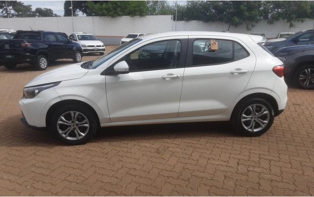 imagem-https://www.socarrao.com.br/sc-vehicle-images-prod/3886480/1789587900427-3.jpg
