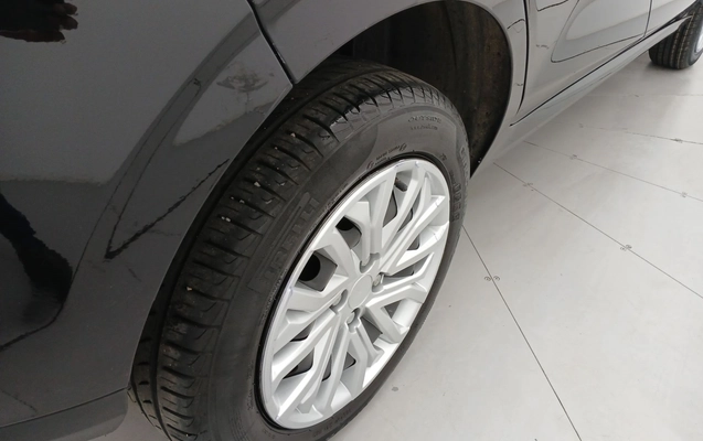 imagem-https://www.socarrao.com.br/sc-vehicle-images-prod/3886509/1789588179710-15.jpg
