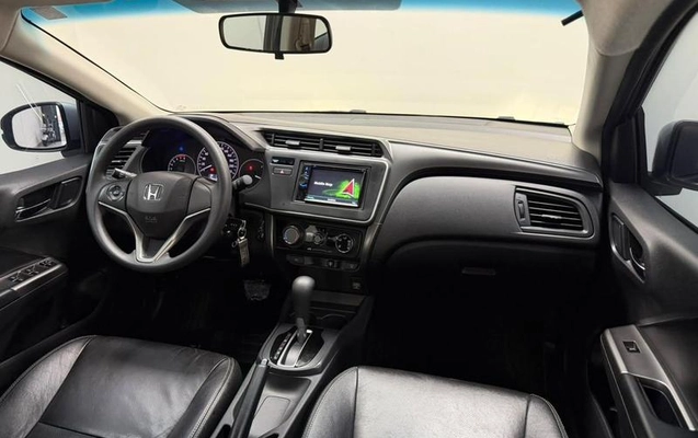 imagem-https://www.socarrao.com.br/sc-vehicle-images-prod/3886513/1789588187797-8459511_12_B_b01d5e0391.jpeg