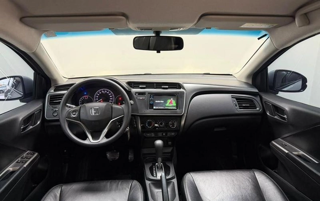 imagem-https://www.socarrao.com.br/sc-vehicle-images-prod/3886513/1789588187799-8459511_12_B_369ea261fd.jpeg