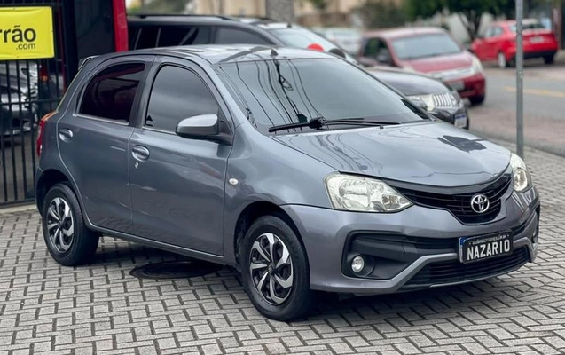 imagem-https://www.socarrao.com.br/sc-vehicle-images-prod/3886516/1789588236192-8475411_0_B_775976a73a.jpeg