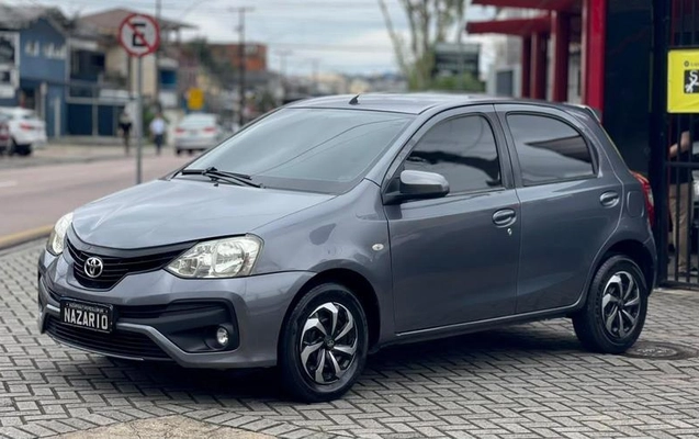 imagem-https://www.socarrao.com.br/sc-vehicle-images-prod/3886516/1789588236195-8475411_0_B_a85e55eb31.jpeg