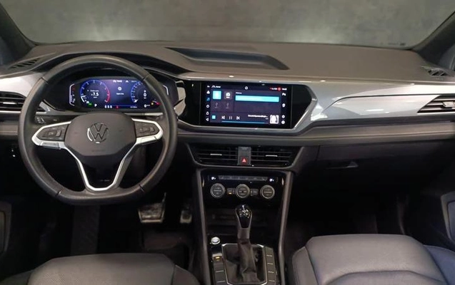 imagem-https://www.socarrao.com.br/sc-vehicle-images-prod/3886605/1789588513238-8455095_25_B_0c7fbf3c04.jpeg