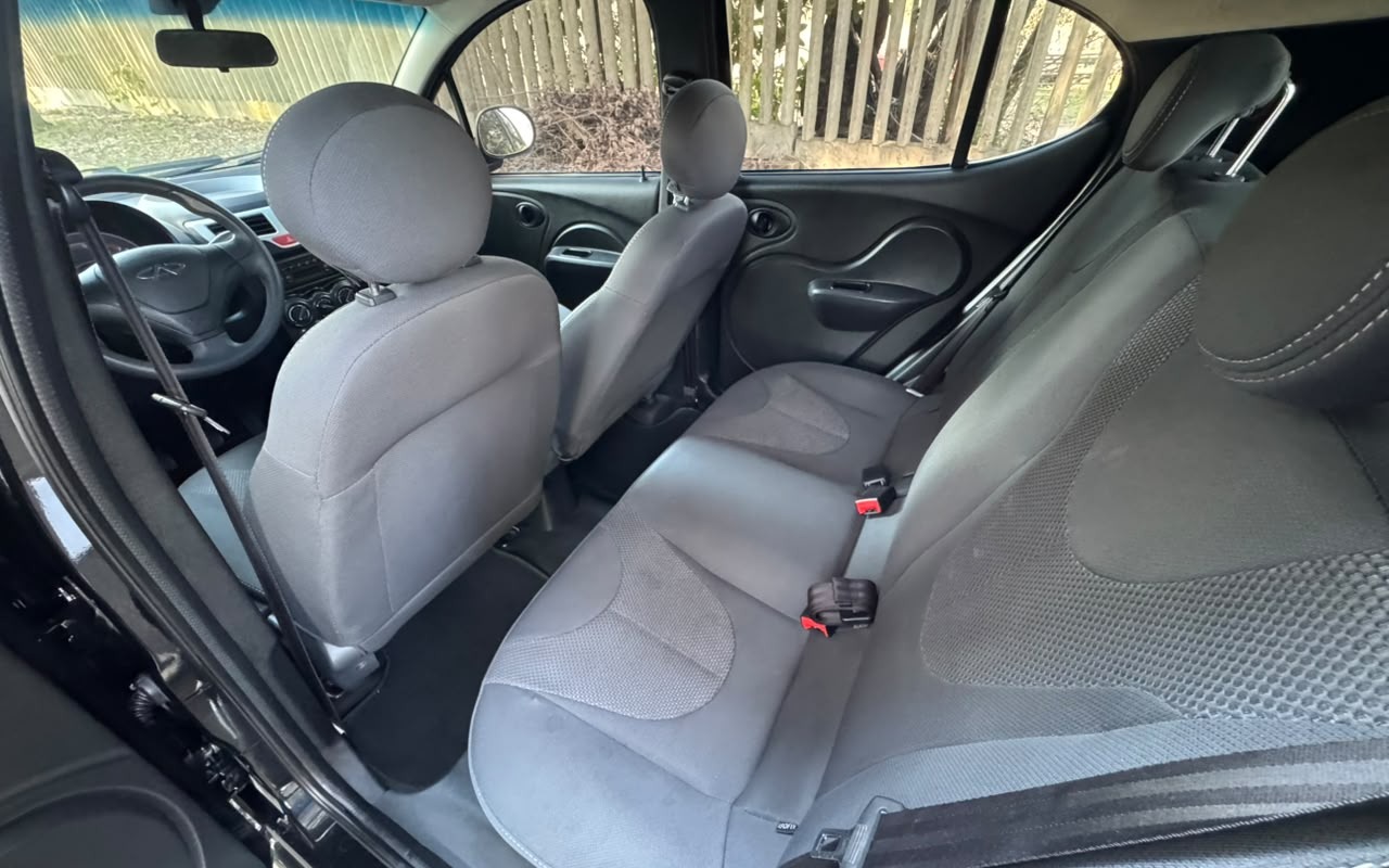 imagem-https://www.socarrao.com.br/sc-vehicle-images-prod/3886718/1789588588374-V2hhdHNBcHAgSW1hZ2UgMjAyNi0wOS0xNiBhdCAxNi4xOC40MCAoMSkuanBlZw.jpeg