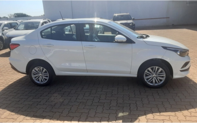 imagem-https://www.socarrao.com.br/sc-vehicle-images-prod/3886807/1789588715812-7.jpg