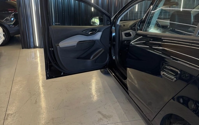 imagem-https://www.socarrao.com.br/sc-vehicle-images-prod/3886816/1789755161250-gb-ef03de8.jpeg
