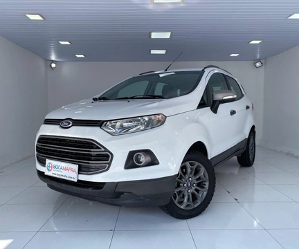 Ford EcoSport 2014 Branco — foto 1 de 3