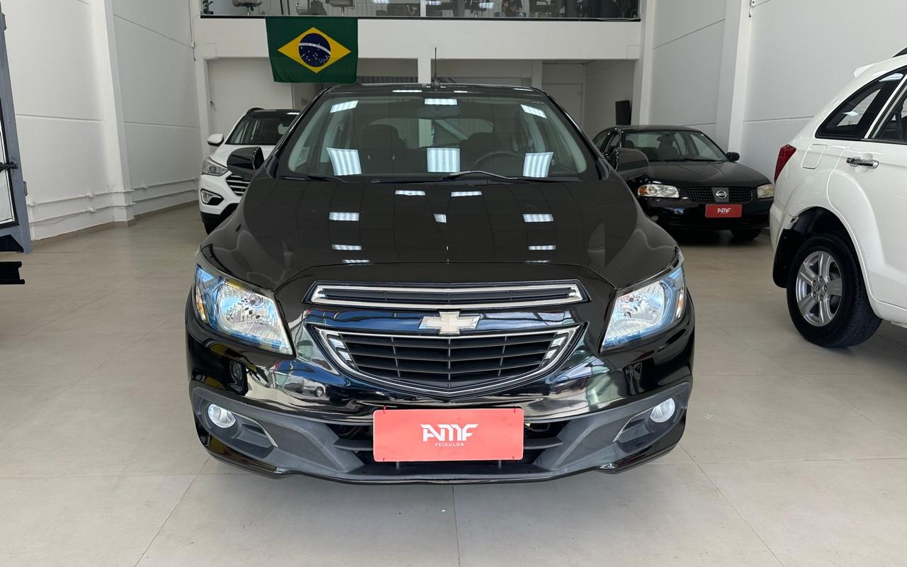 imagem-https://www.socarrao.com.br/sc-vehicle-images-prod/3886934/1789589154832-Z2VncS5qcGVn.jpeg