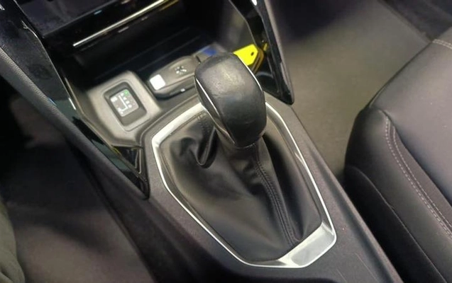 imagem-https://www.socarrao.com.br/sc-vehicle-images-prod/3886963/1789589297269-8425212_13_B_c17f1d2363.jpeg