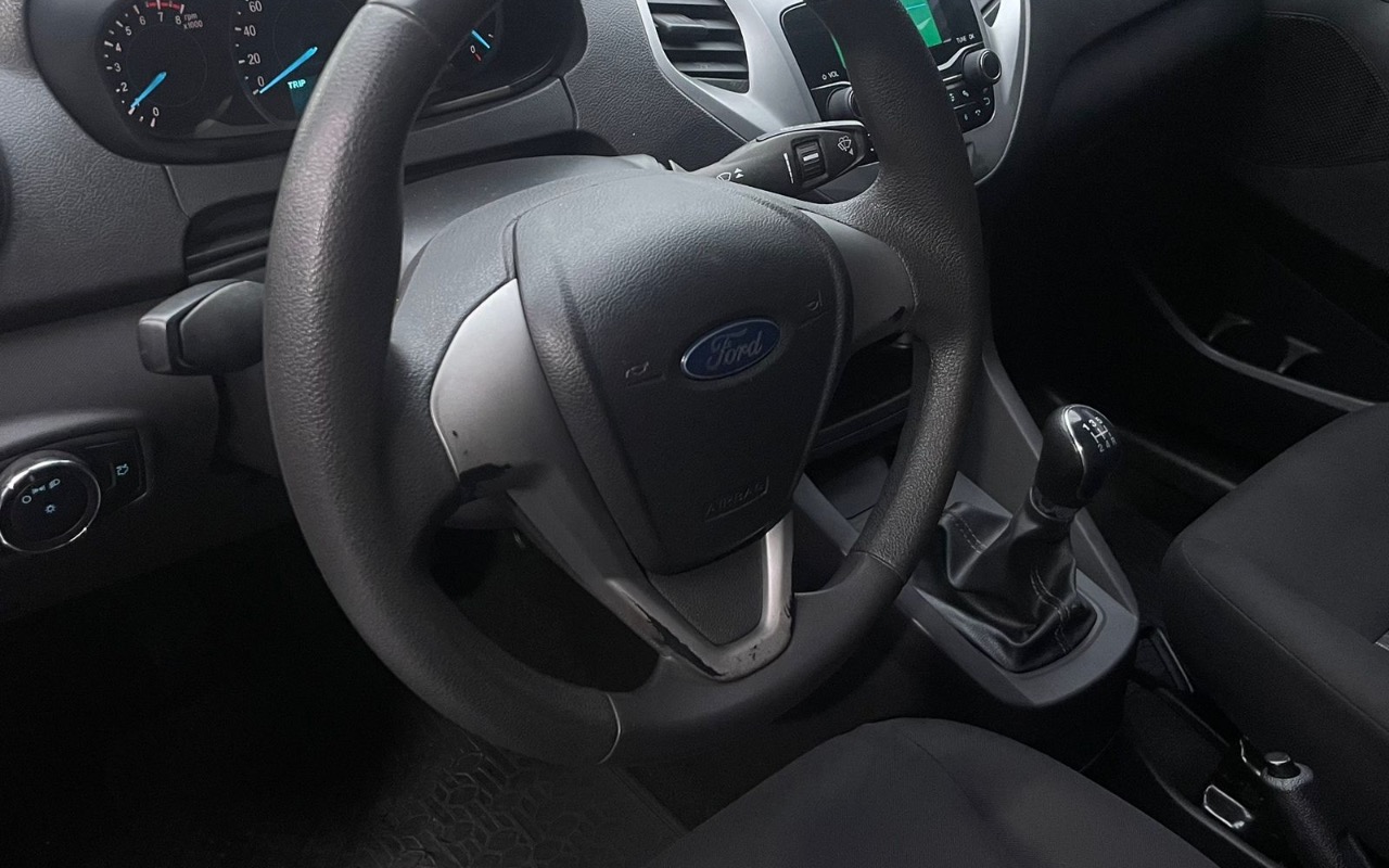 imagem-https://www.socarrao.com.br/sc-vehicle-images-prod/3887008/1789589335265-V2hhdHNBcHAgSW1hZ2UgMjAyNi0wNy0wMiBhdCAyMS4wOS4yMiAoMSkuanBlZw.jpeg