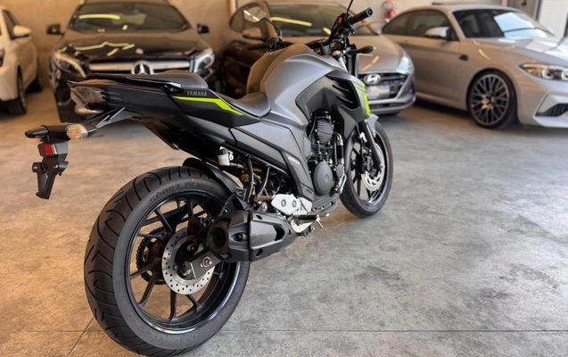 imagem-https://www.socarrao.com.br/sc-vehicle-images-prod/3887130/1789673729187-8481954_8_B_5f611bfdd3.jpeg
