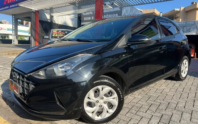 imagem-https://www.socarrao.com.br/sc-vehicle-images-prod/3887167/1789589575283-V2hhdHNBcHAgSW1hZ2UgMjAyNi0wOS0xNiBhdCAxNi40NS4zMy5qcGVn.jpeg