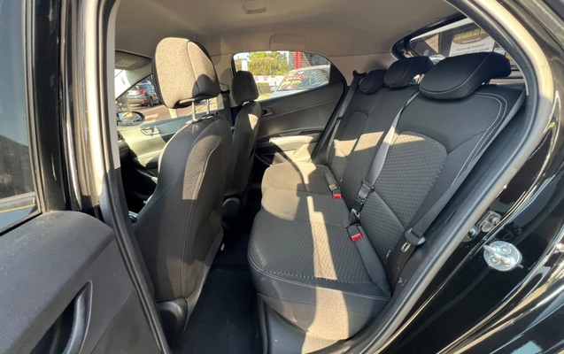imagem-https://www.socarrao.com.br/sc-vehicle-images-prod/3887167/1789589576247-V2hhdHNBcHAgSW1hZ2UgMjAyNi0wOS0xNiBhdCAxNi40NS4zNXEuanBlZw.jpeg