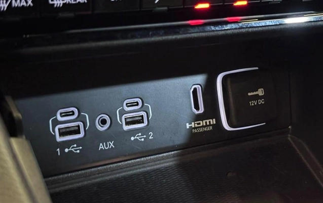 imagem-https://www.socarrao.com.br/sc-vehicle-images-prod/3887242/1792004771611-8484061_18_B_440af1bc74.jpeg