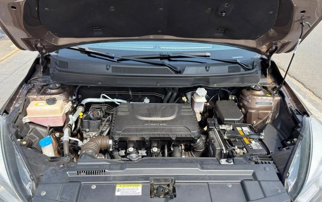 imagem-https://www.socarrao.com.br/sc-vehicle-images-prod/3887257/1789668896581-8415446_9_B_9b7840f84a.jpeg