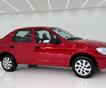 Chevrolet Prisma 2010 Vermelho — foto 1 de 3