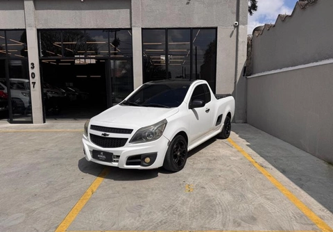 Chevrolet Montana 2018 Branco — foto 1 de 3