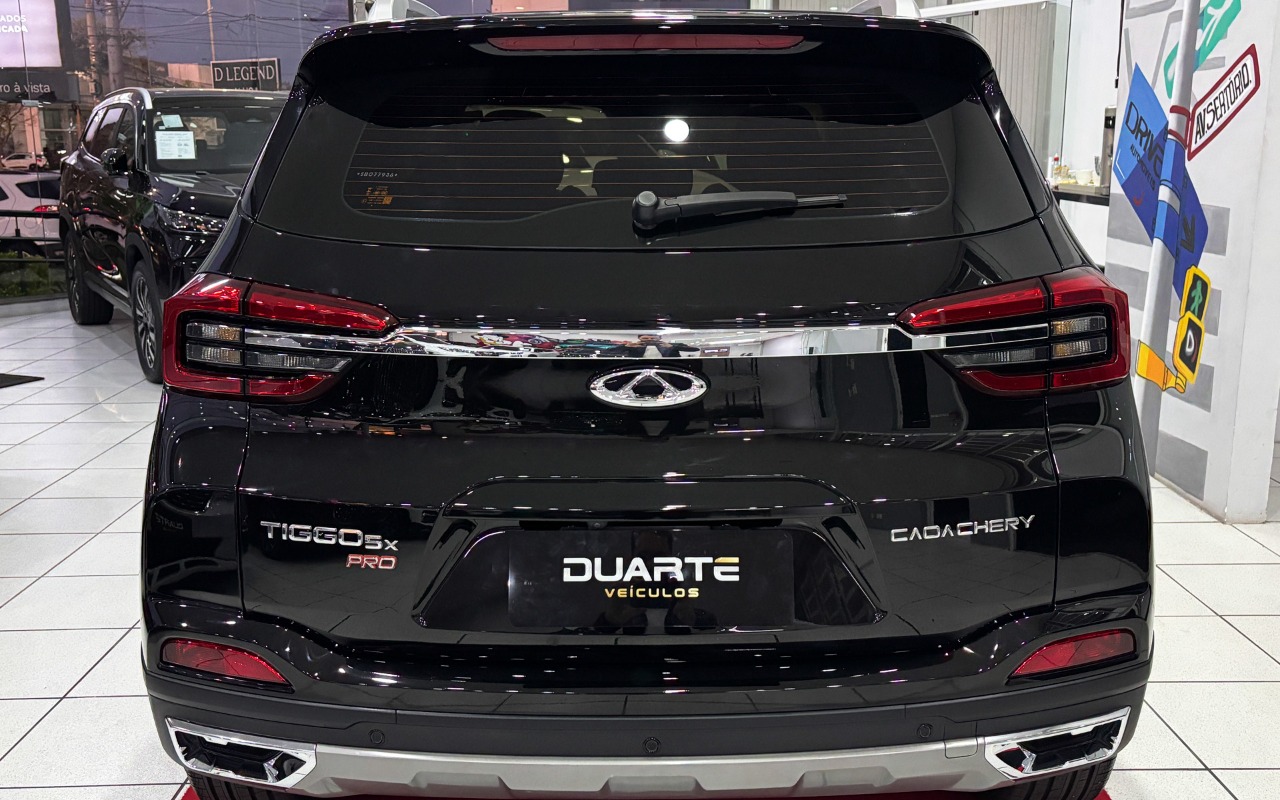 imagem-https://www.socarrao.com.br/sc-vehicle-images-prod/3887485/1789590389700-MDA2LmpwZw.jpg