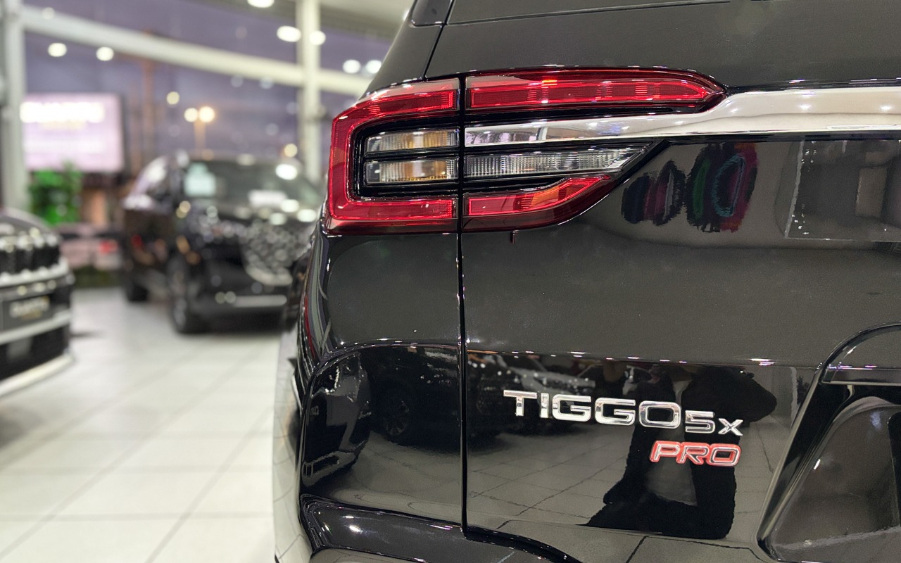 imagem-https://www.socarrao.com.br/sc-vehicle-images-prod/3887485/1789590389823-MDA3LmpwZw.jpg