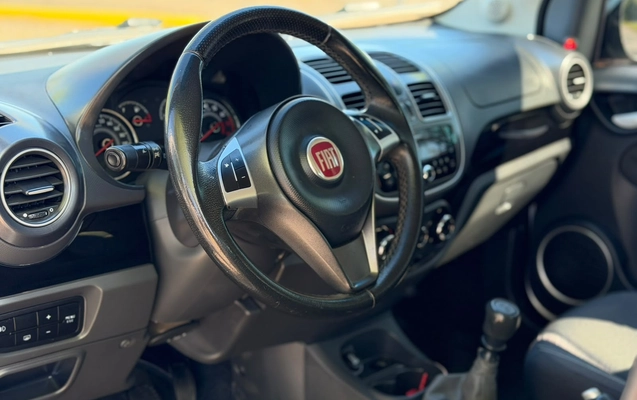 imagem-https://www.socarrao.com.br/sc-vehicle-images-prod/3887511/1789590410518-1802ca61-e87b-4018-8bf0-16774ccbfa05.jpg