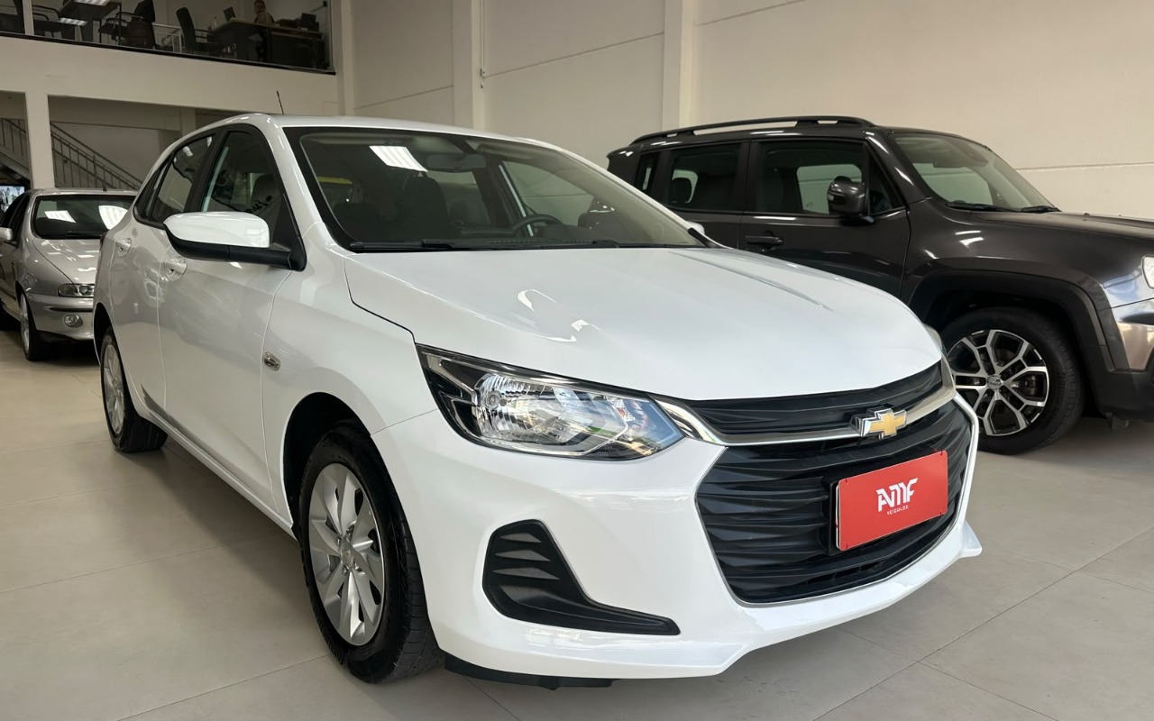 Chevrolet Onix 2023 Branco — foto 1 de 3