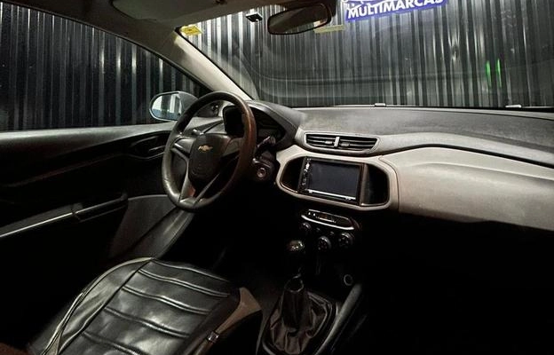 imagem-https://www.socarrao.com.br/sc-vehicle-images-prod/3887621/1789592386605-8421912_0_B_65f75223dc.jpeg
