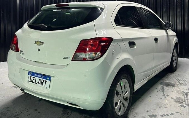 imagem-https://www.socarrao.com.br/sc-vehicle-images-prod/3887621/1790017393099-8421912_7_B_4f111403e2.jpeg
