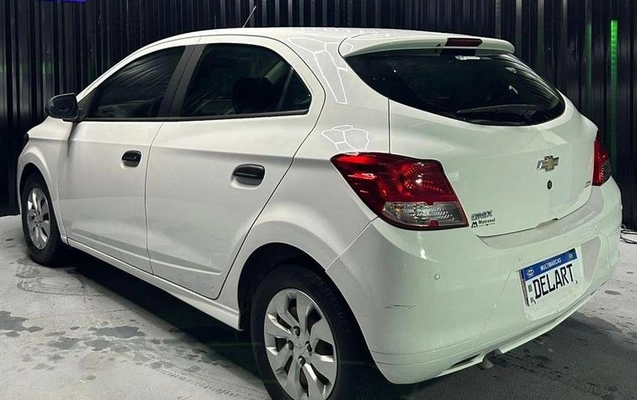 imagem-https://www.socarrao.com.br/sc-vehicle-images-prod/3887621/1790017393099-8421912_7_B_93104fd56e.jpeg