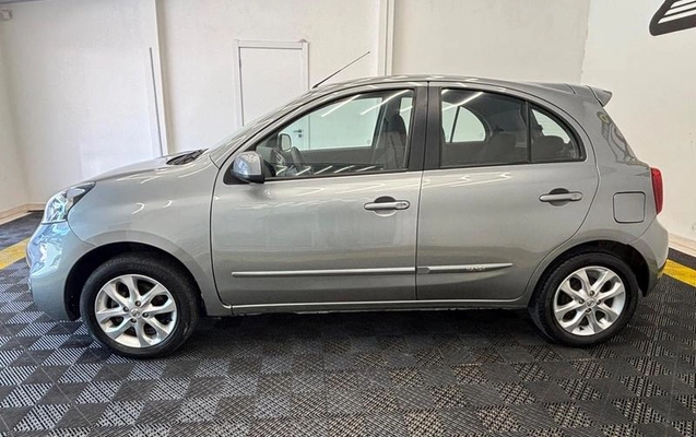 imagem-https://www.socarrao.com.br/sc-vehicle-images-prod/3887701/1789590695975-8416263_8_B_b59df3f13b.jpeg