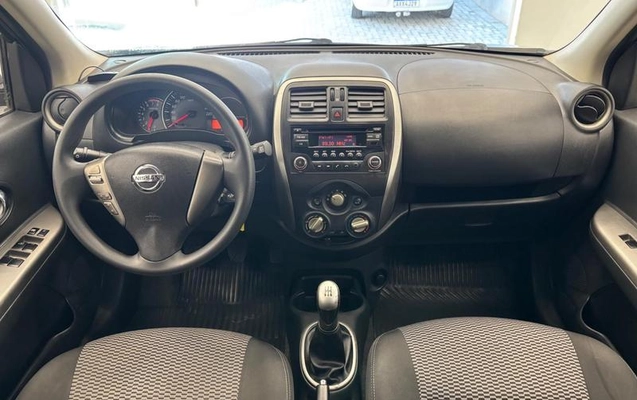 imagem-https://www.socarrao.com.br/sc-vehicle-images-prod/3887701/1789590695976-8416263_17_B_4e9cafe83c.jpeg