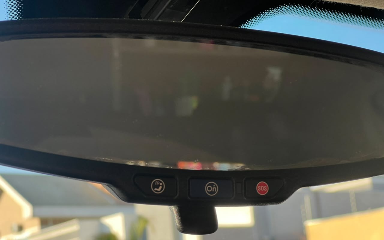 imagem-https://www.socarrao.com.br/sc-vehicle-images-prod/3887722/1789590964021-V2hhdHNBcHAgSW1hZ2UgMjAyNi0wOS0xNiBhdCAxNy4wNC41Mi5qcGVn.jpeg