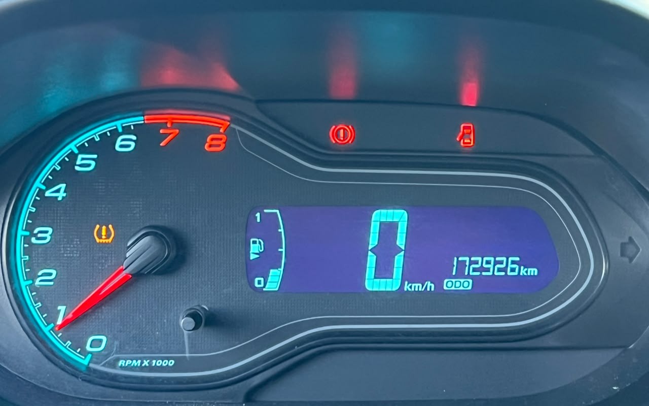 imagem-https://www.socarrao.com.br/sc-vehicle-images-prod/3887722/1789590964791-V2hhdHNBcHAgSW1hZ2UgMjAyNi0wOS0xNiBhdCAxNy4wNC41MiAoMykuanBlZw.jpeg